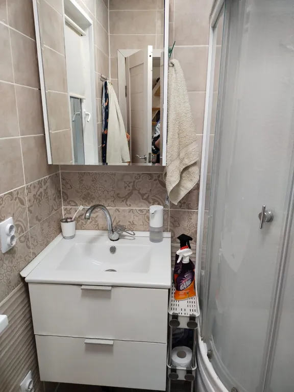 Домик у реки