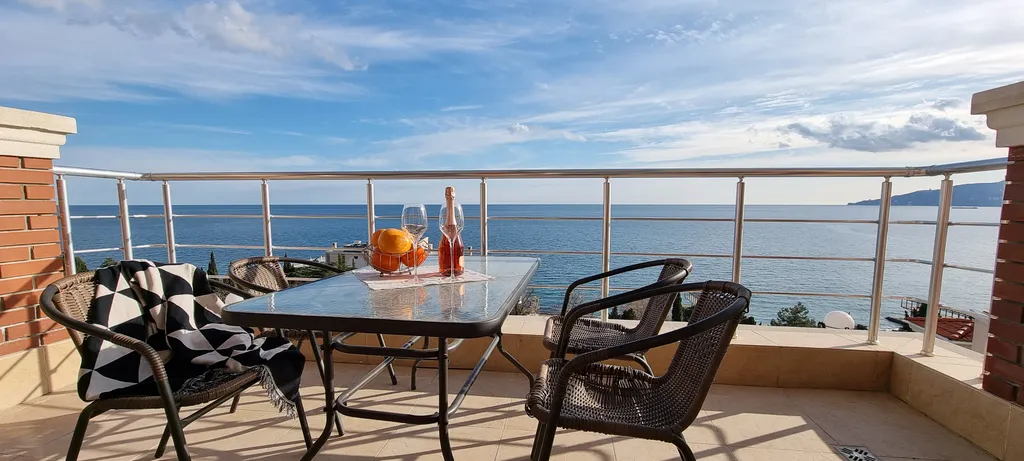 Апартамент с тремя спальнями лофт