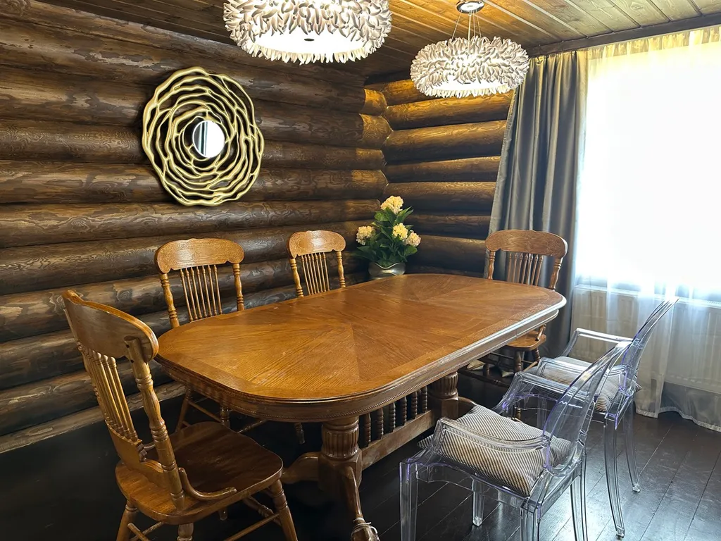 Просторный дом с баней и чаном