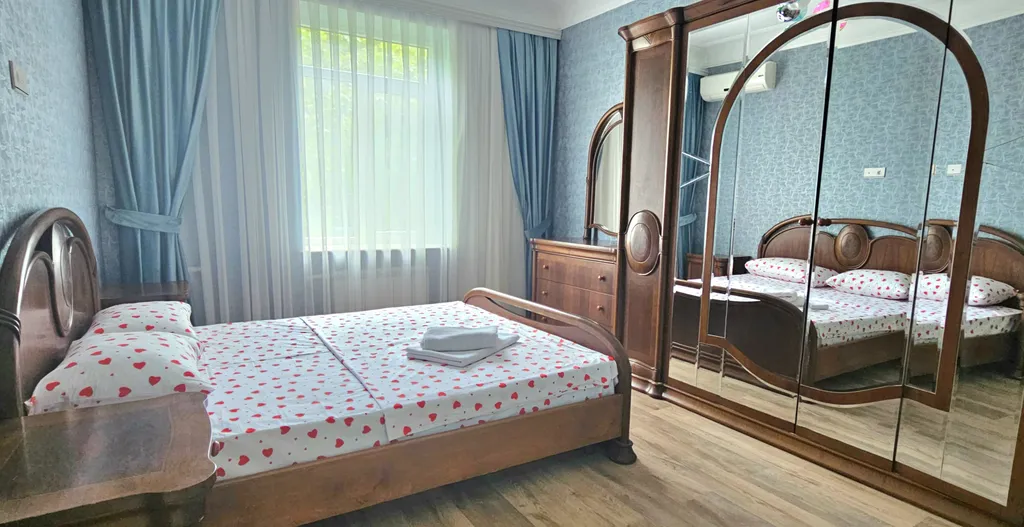 Уютная двухкомнатная квартира в центре Баку