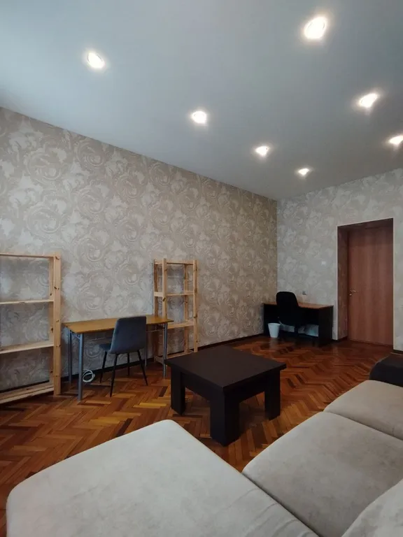 Квартира Квартира с паркетом и высокими потолками — Санкт-Петербург