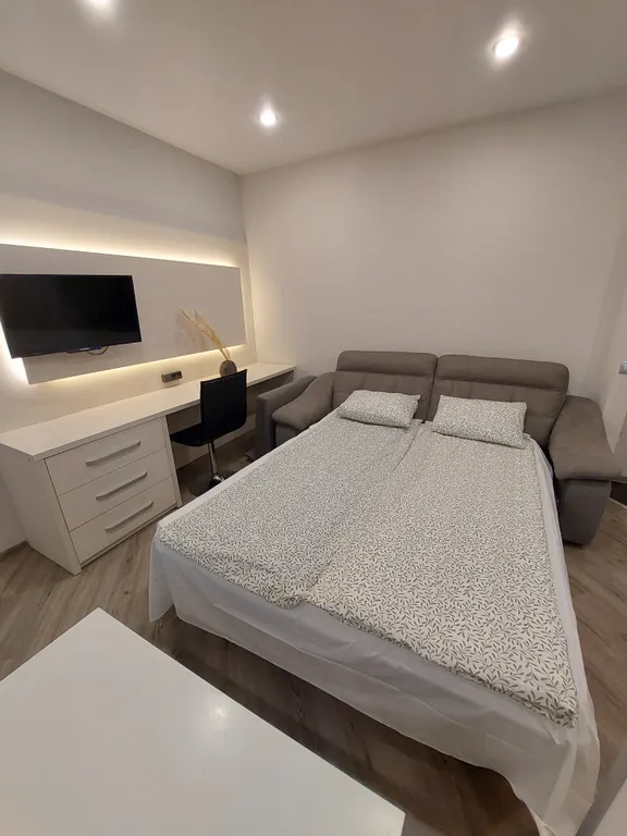 Уютные апартаменты в центре города с кондиционером и кофемашиной