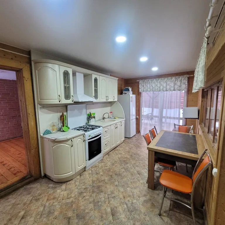 Дом на участке 40 сот.