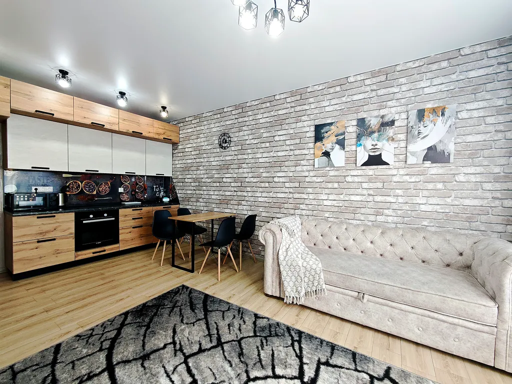 Стильная квартира в жк За Ручьем — аренда посуточно в Сургут