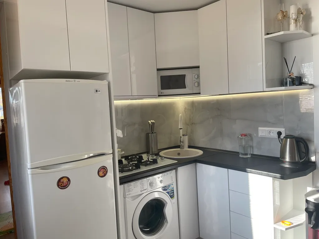 Однокомнатная квартира в центре возле моря