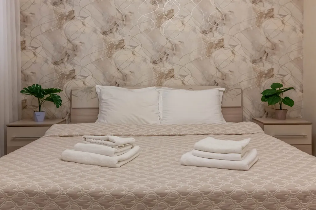 Трёхкомнатная квартира с евроремонтом в новом двухэтажном здании