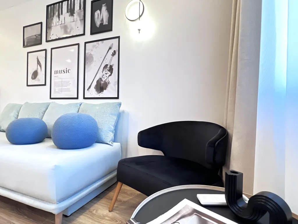 Квартира Квартира Исторический центр и атмосфера парижского стиля — Новосибирск