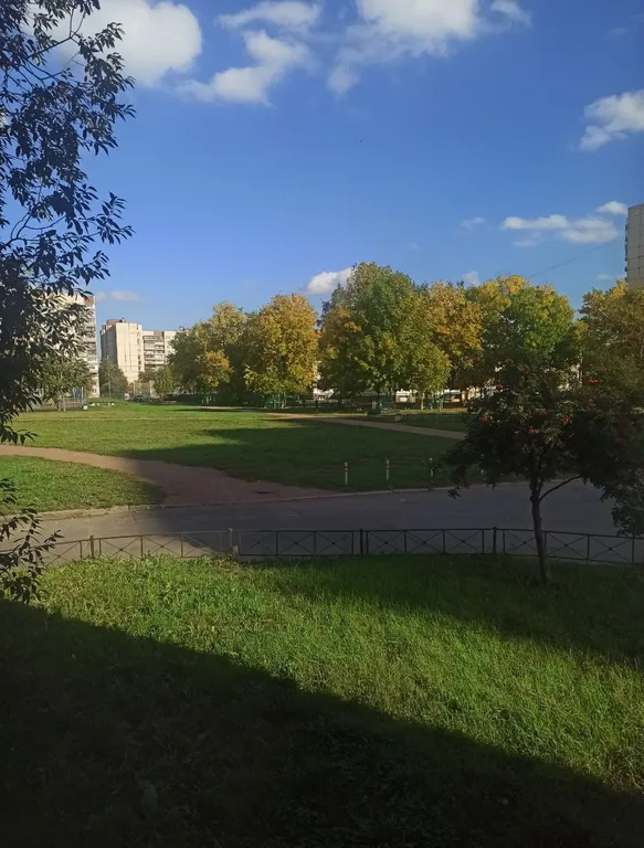 Семейная квартира в тихом дворе у метро