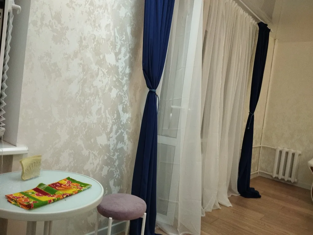 Очень светлая красивая новая квартира в самом центре у площади Победы