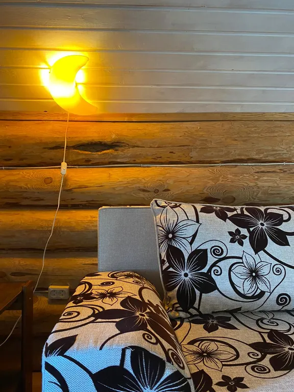 Дом на берегу озера