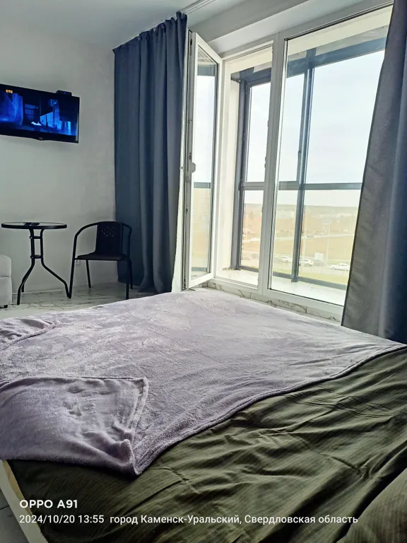 Квартира студия с панорамными окнами