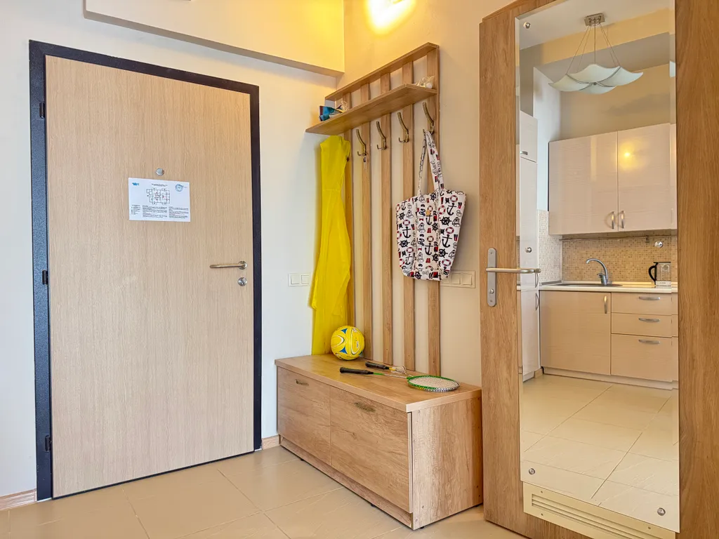 Уютная квартира в центре со своей террасой и бассейном