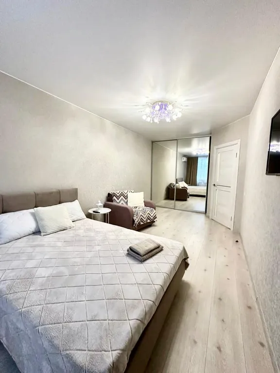 Уютная новая однушка в Парусах