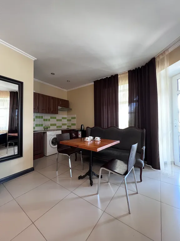 Квартира Трёхместные апартаменты в Avia park in hotel — Исаково