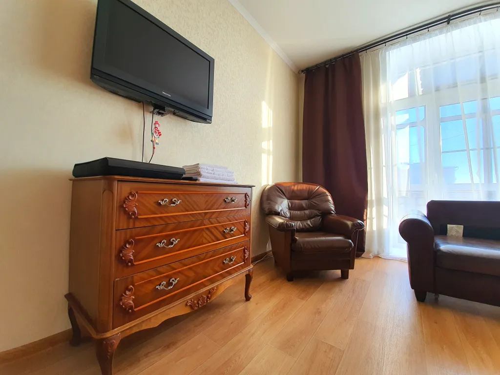 Просторная квартира в центре у сквера и фонтана на пл. Советов