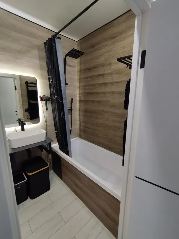 Уютная квартира рядом с СКК Галактика