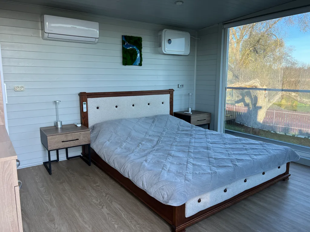 Уютный дом с видом на реку