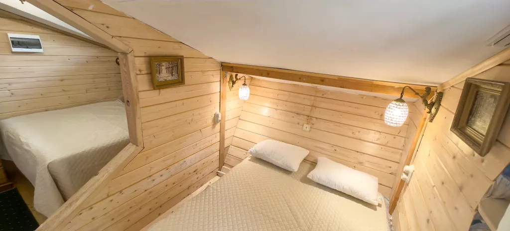 Уютный необычный домик Хоббита, экскурсии на ретроавто, мастер-классы