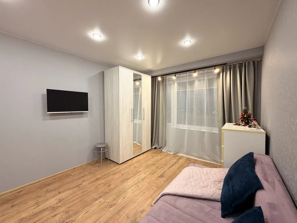 1‑комн. квартира с видом на город на ул. Героев Рыбачьего, 18