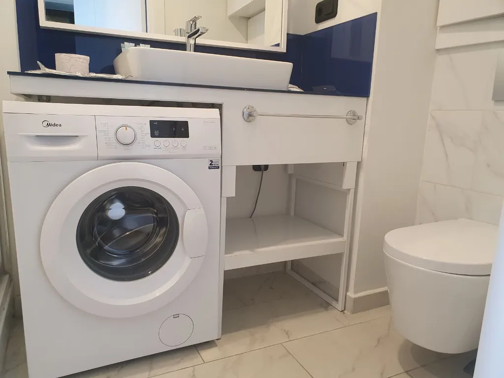 Квартира Квартира Уютная студия с видом на море и горы — Батуми