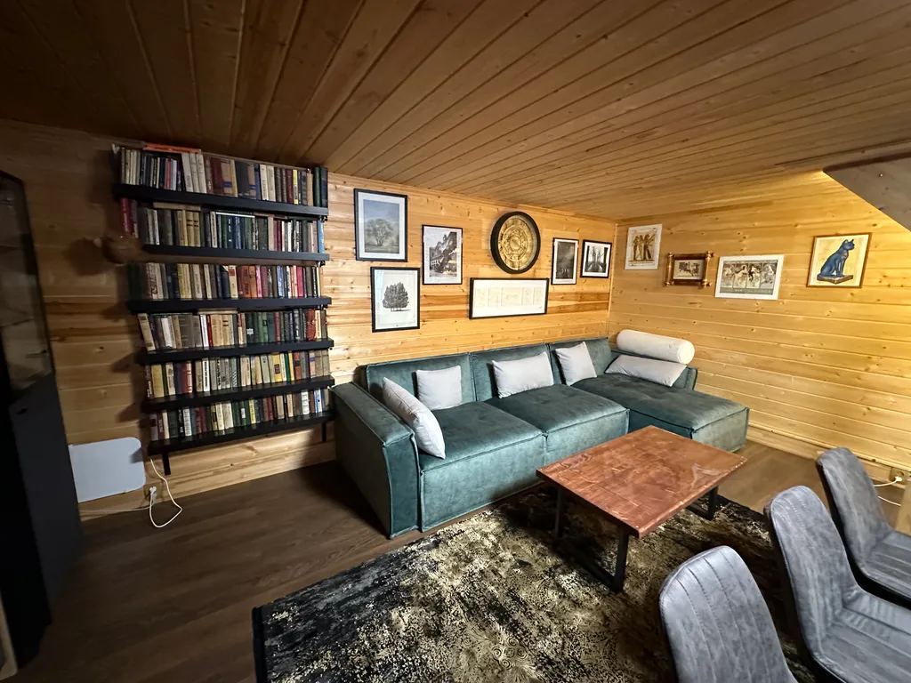 Дом с баней и чаном