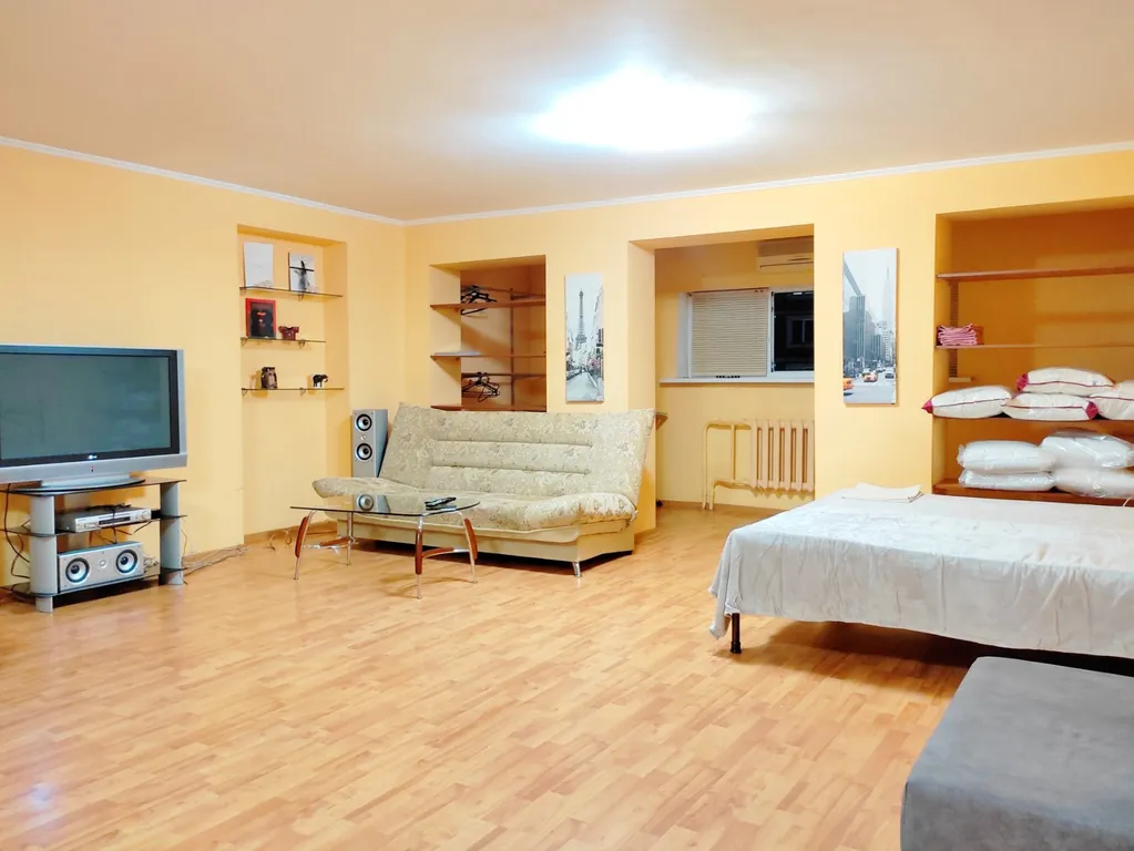 Квартира студия — аренда посуточно в Тюмень