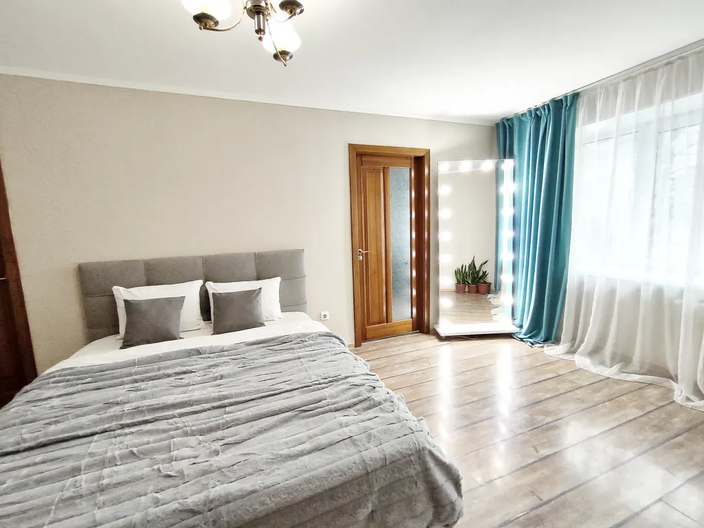 Двушка вблизи КузГТУ в центре