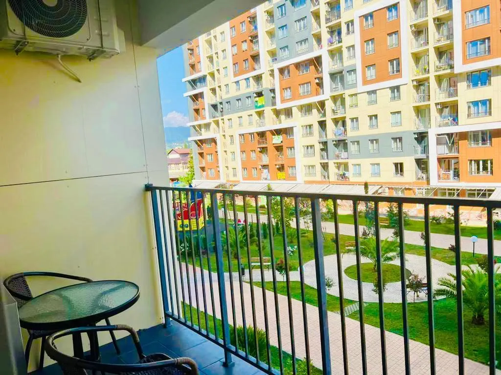 Квартира на первой линии от моря с видом на море и бассейн