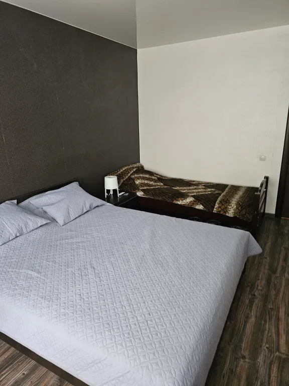 Уютная двухкомнатная квартира недалеко от центра города