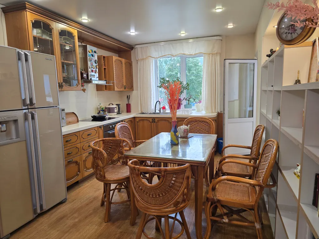 3-комнатная квартира люкс — аренда посуточно в Южно-Сахалинск