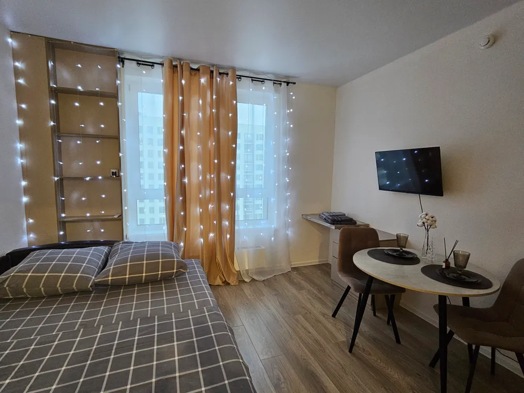 Квартира Уютная студия для двоих гостей. — Тюмень