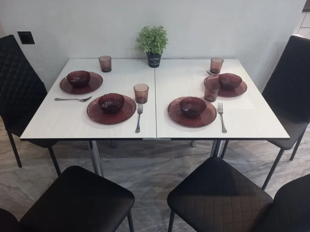 Квартира 2-комнатная квартира, набережная, центр — Омск