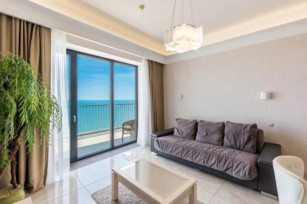 Апартамент с видом на море