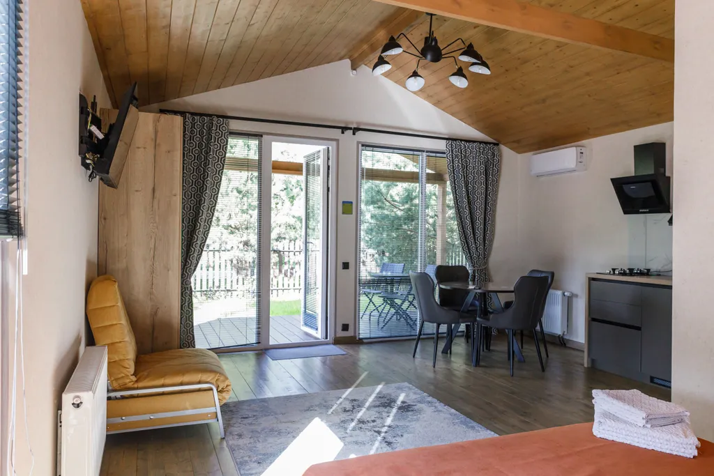 Коттедж у реки в центре Звенигорода