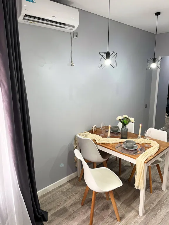 Квартира у ТЦ Три кота