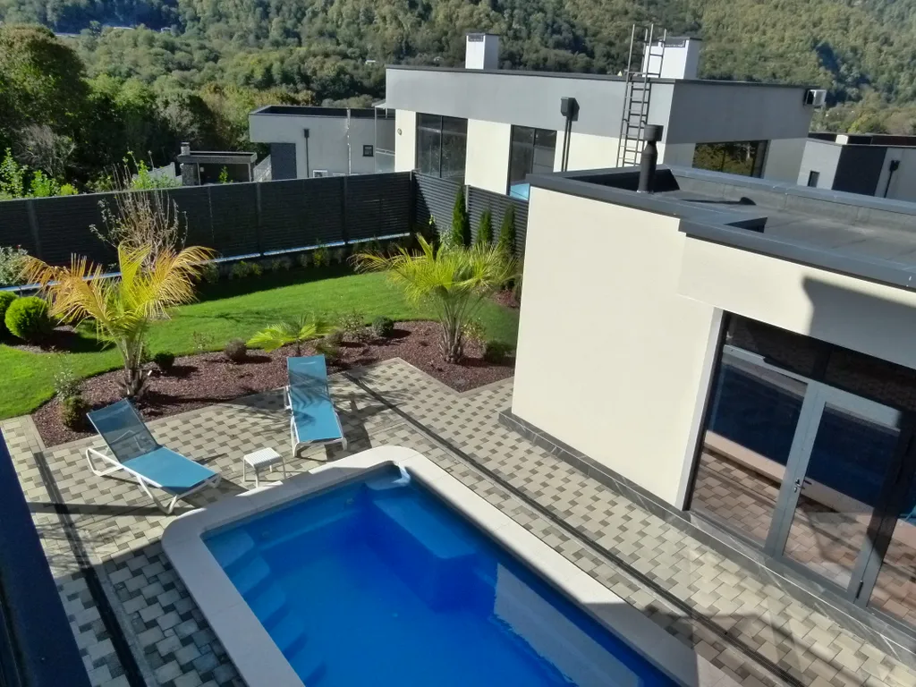 4-комнатный Дом