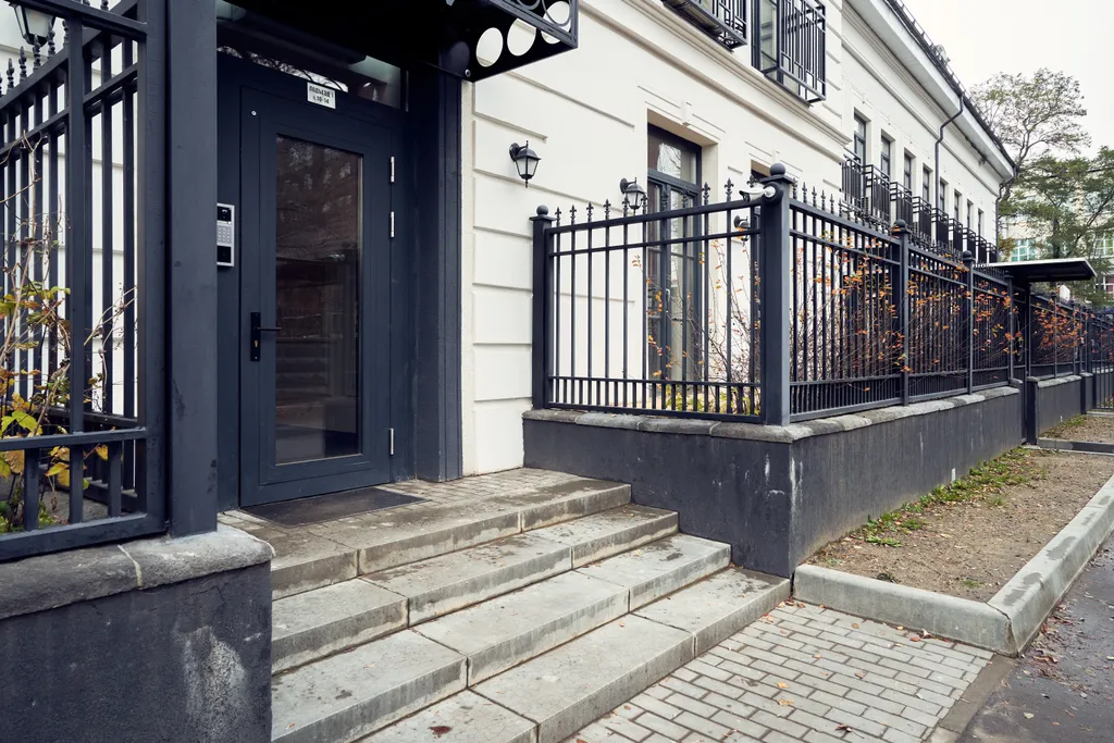 Квартира Элитные двухуровневые апартаменты в историческом здании в центре — Москва