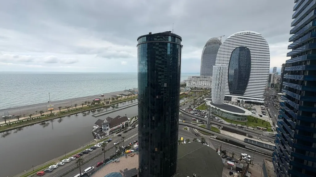 Студия в Orbi city c видом на море