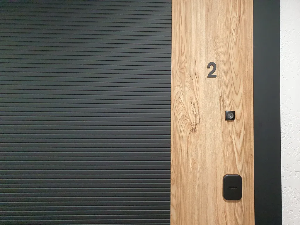 Комфортный двухуровневый апартамент в элитном комплексе Колизей