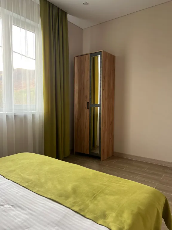 Коттедж «Панорама вершин» с видом на гору Монах