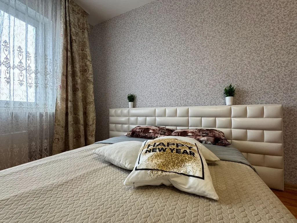 Квартира Просторная двухкомнатная квартира в ЖК Три-Д клуб — Екатеринбург