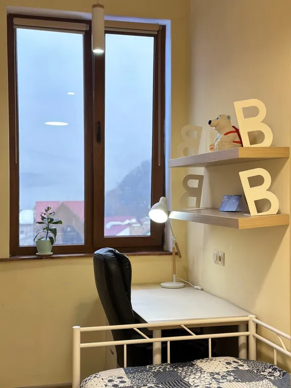 Уютная 3-х комнатная квартира с балконом и видом на горы