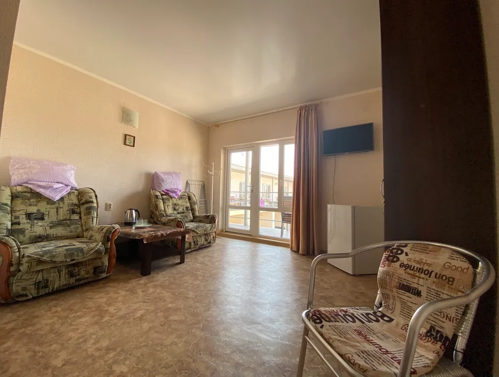 Квартира Полулюкс — аренда посуточно в Штормовое