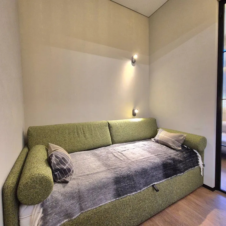 Новая квартира премиум-класса для семьи в центре Красной поляны