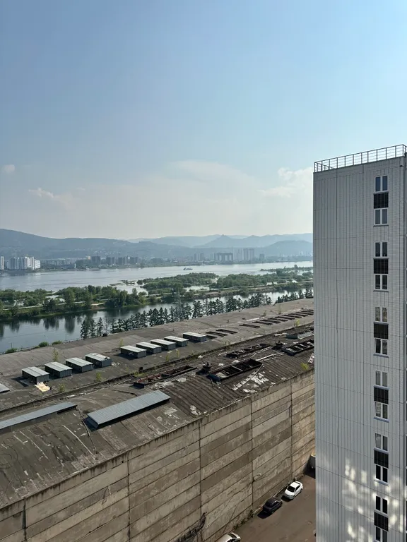 Апартамент рядом с набережной Енисея