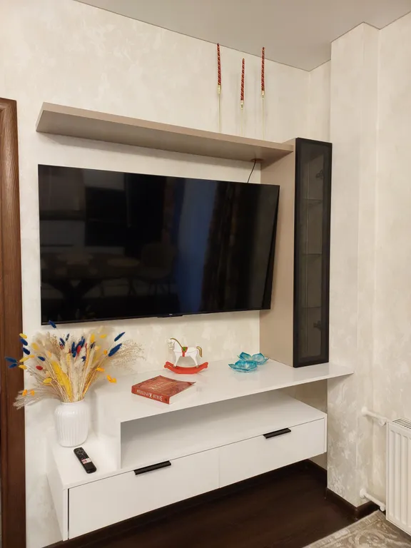 Квартира с панорамными окнами с видом на реку