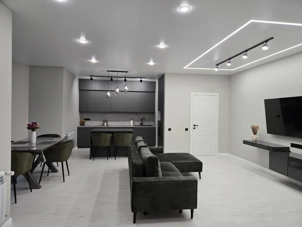 Уютная двухуровневая квартира на Берегу моря