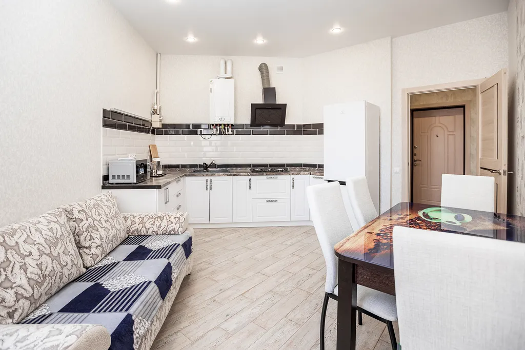 Квартира Квартира в ЖК Изумрудный город на берегу моря с бассейном — Геленджик