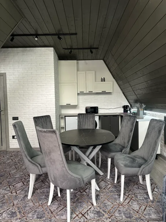 А-фрейм с видом на горы