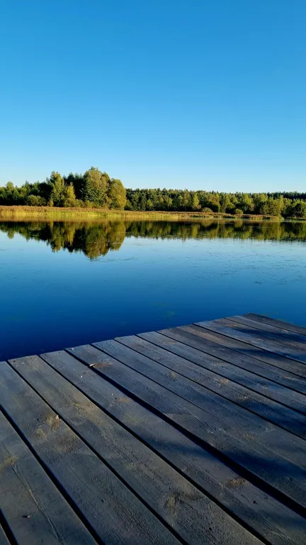 Домик у озера